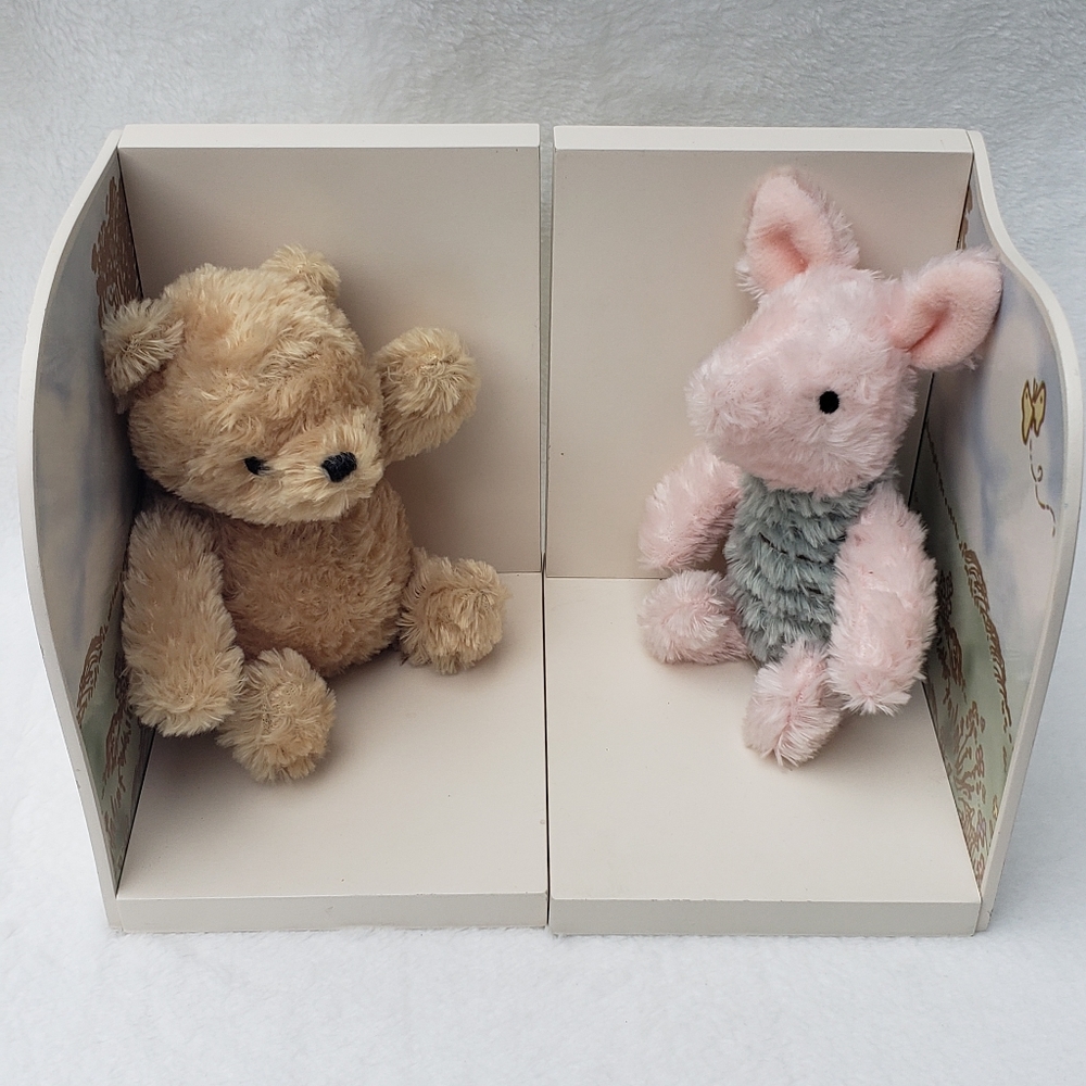 Winnie the Pooh bookends
